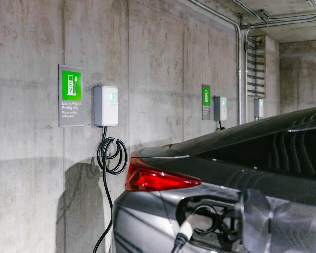 SK E&S Acquires EverCharge, a Leading U.S. EV Charging Solutions Provider